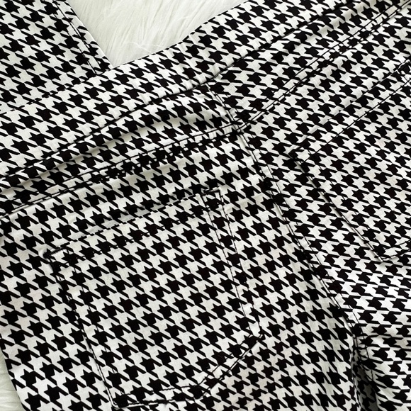 No Boundaries Black/White Houndstooth Print Stretch Pants-Size Large (11-13) - Picture 6 of 9